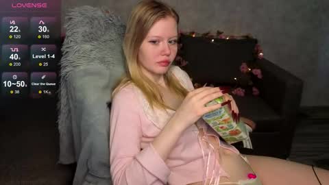 Wendy online show from 03-22-26, 01:42