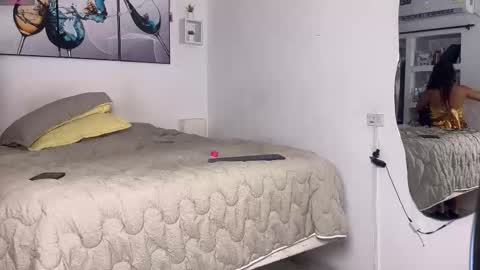 Wendy Alex online show from 02-06-26, 01:10