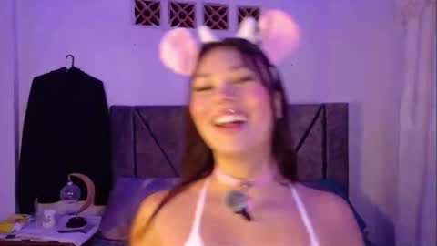 Snapshot of wendy_mills_ chatting on 02-04-26, 03:56 Wendy online show from 02-04-26, 03:56