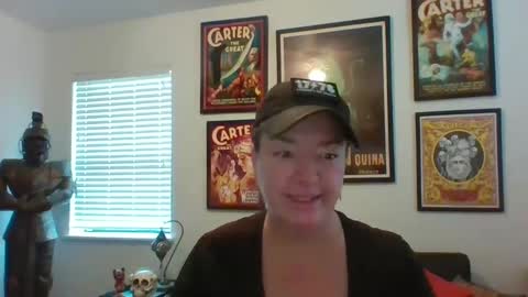 Snapshot of wendycu chatting on 02-05-25, 10:12 WendyCU online show from 02-05-25, 10:12