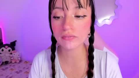 Snapshot of wenstacie_ chatting on 06-13-26, 02:42 Wenstacie INDEPENDENT MODEL online show from 06-13-26, 02:42