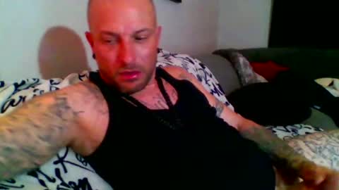 werhorny3 online show from 12-17-25, 05:02