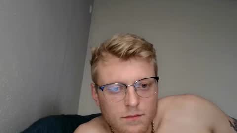 Snapshot of wesdenver chatting on 02-15-26, 11:45 wesdenver online show from 02-15-26, 11:45