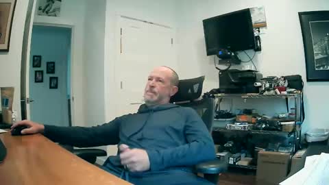 weseeyouwatching online show from 10-21-25, 05:57