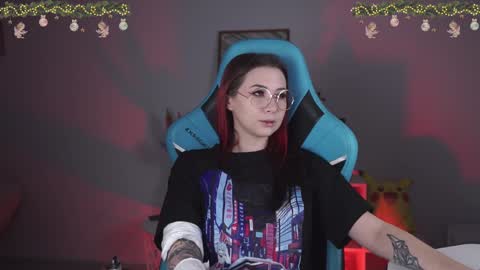 little girl who is always rightLisa online show from 12-26-24, 02:12