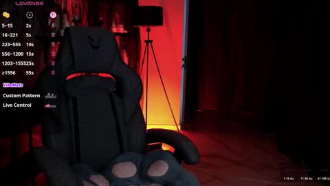 little girl who is always rightLisa online show from 03-18-26, 01:42