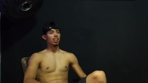 wesley_77 online show from 04-17-26, 10:35