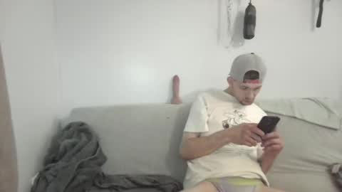 Wesley And Kale online show from 04-06-26, 08:54