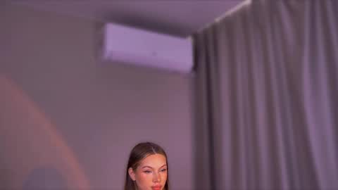 Snapshot of wet_land_ chatting on 04-05-26, 09:28 wet_land_ online show from 04-05-26, 09:28