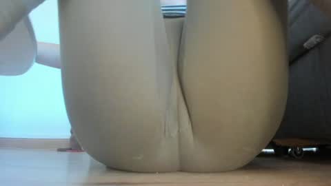 wet_pants2022 online show from 07-03-26, 09:16