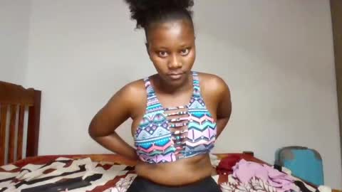 wet_pussieyy online show from 06-17-26, 05:58