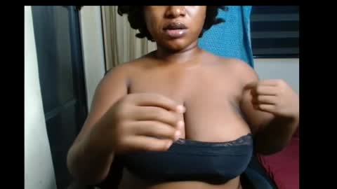 Snapshot of wet_xxpussy55 chatting on 07-21-26, 12:02 Sonia online show from 07-21-26, 12:02