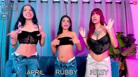 MY TEAM RUBBYAPRILRILEY online show from 10-11-25, 01:49