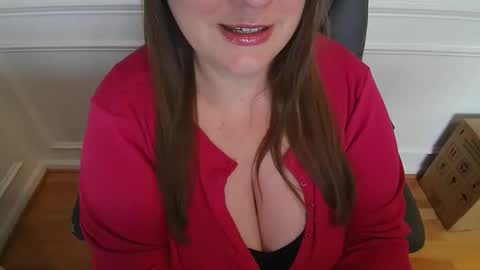 Snapshot of wetwordsonly chatting on 05-22-26, 04:12 WetWordsOnly online show from 05-22-26, 04:12