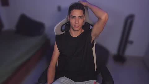 Snapshot of wexx_ chatting on 09-12-25, 05:07 wex online show from 09-12-25, 05:07