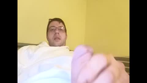 Snapshot of whatwouldyouliketosee chatting on 02-20-25, 06:24 stoffy online show from 02-20-25, 06:24