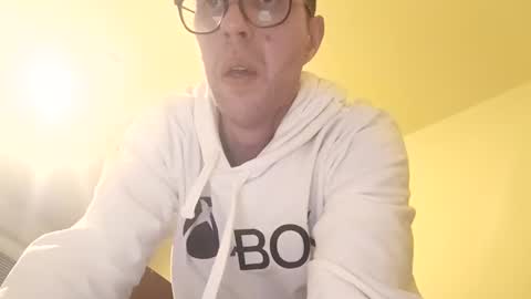 stoffy online show from 11-16-25, 05:02