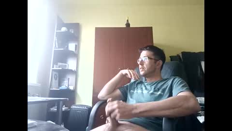 stoffy online show from 04-22-26, 05:10