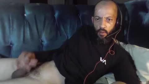 Hard online show from 10-11-25, 10:41