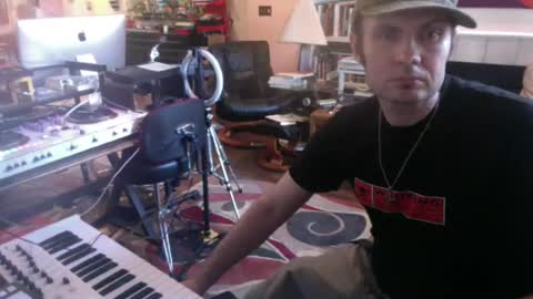 Snapshot of whatyouneeded chatting on 06-18-26, 12:20 Lex Luthored online show from 06-18-26, 12:20