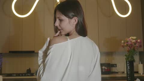 Naomi online show from 11-08-25, 02:23