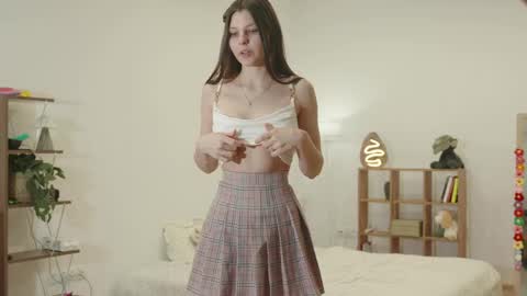 Naomi online show from 04-21-26, 02:15