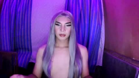 whispering_ering online show from 07-26-26, 12:56