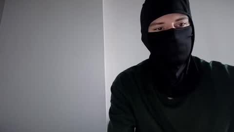 whispero_o online show from 12-22-25, 05:37