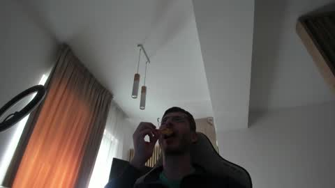 Michael online show from 05-03-26, 11:27