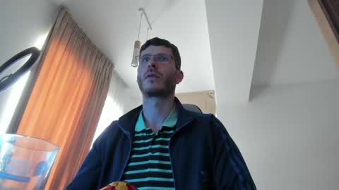 Michael online show from 05-05-26, 09:06