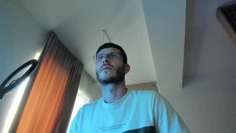 Michael online show from 05-08-26, 04:23