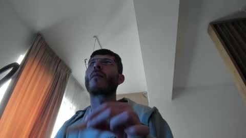 Michael online show from 05-09-26, 08:52