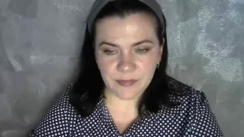 Snapshot of white__queen_ chatting on 06-05-26, 07:14 white__queen_ online show from 06-05-26, 07:14