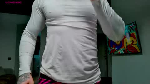 Max online show from 04-19-26, 12:37