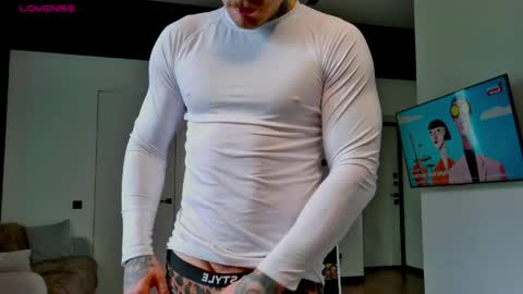 Max online show from 04-26-26, 10:24