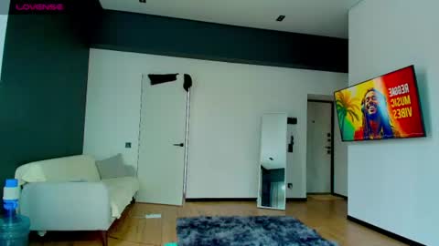 Max online show from 07-28-26, 12:48