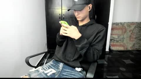 Snapshot of white_master444 chatting on 06-30-26, 04:57 white online show from 06-30-26, 04:57