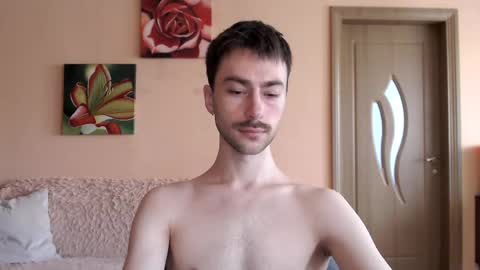 Tom online show from 06-09-26, 09:54
