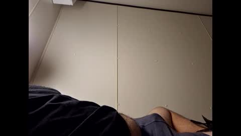 whiteboi9284 online show from 02-01-26, 04:33