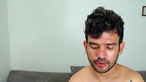 Dylan white online show from 01-09-25, 05:22