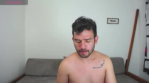 Dylan white online show from 01-12-25, 06:49