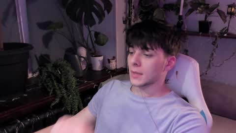 Gus online show from 12-08-24, 07:22