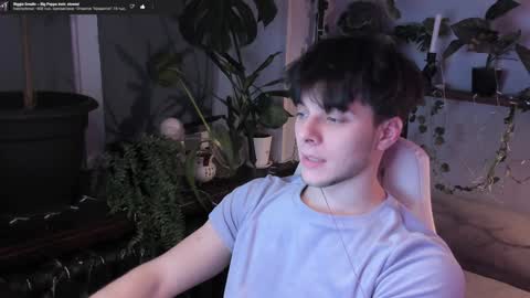 Gus online show from 12-22-24, 08:58