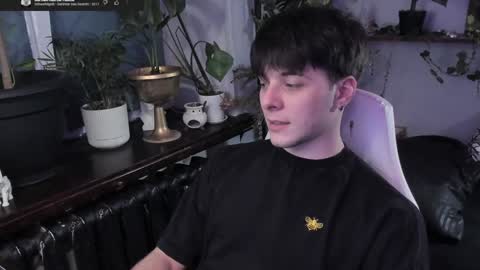 Gus online show from 01-28-25, 06:17