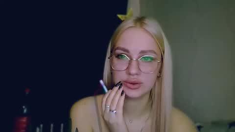 whitehex666 online show from 02-12-26, 06:03