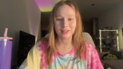 Snapshot of whoisalisa chatting on 05-03-26, 07:36 Alisa online show from 05-03-26, 07:36