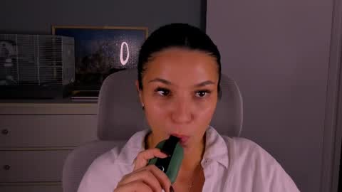 Snapshot of whoislulu chatting on 07-30-26, 10:53 whoislulu online show from 07-30-26, 10:53