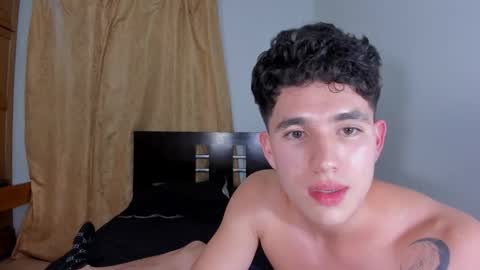 whos_he online show from 11-30-25, 12:58