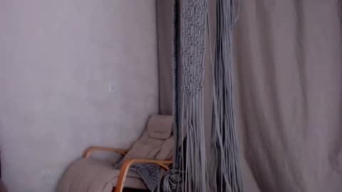 Veronica online show from 03-02-25, 07:34