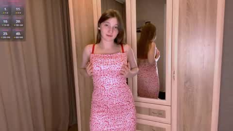 Molly online show from 06-06-26, 06:23